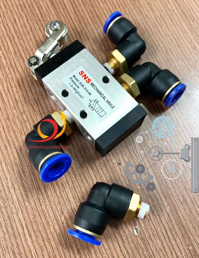 Trong một vài trường hợp, bạn có thể dùng cút nối PL10-01 để kết nối khí vào van 5/2 dạng bánh xe mã S3R-210-08 hãng SNS